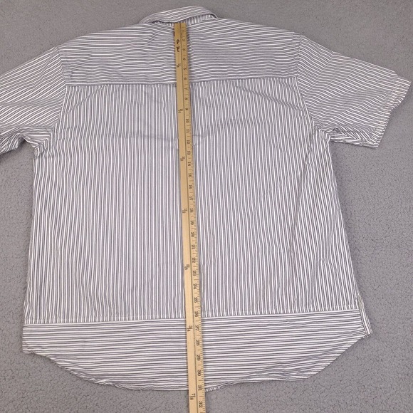 Ecko Unltd Shirt Mens XL White Striped Button Down Classic Material Short Sleeve - Picture 12 of 14